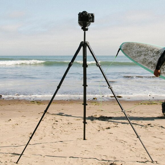 Peak Design Travel Tripod, Aluminum, Compact Design, Quick Setup and Takedown - Picture 4 of 9